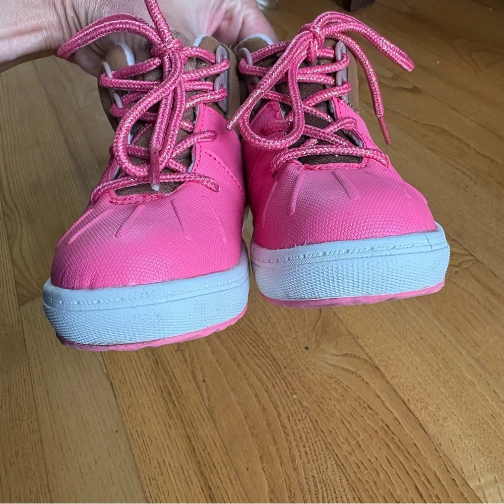 Oshkosh B’gosh Wistman Boots Pink Brown Winter Lace Up Warm Toddler Girls Size 8
